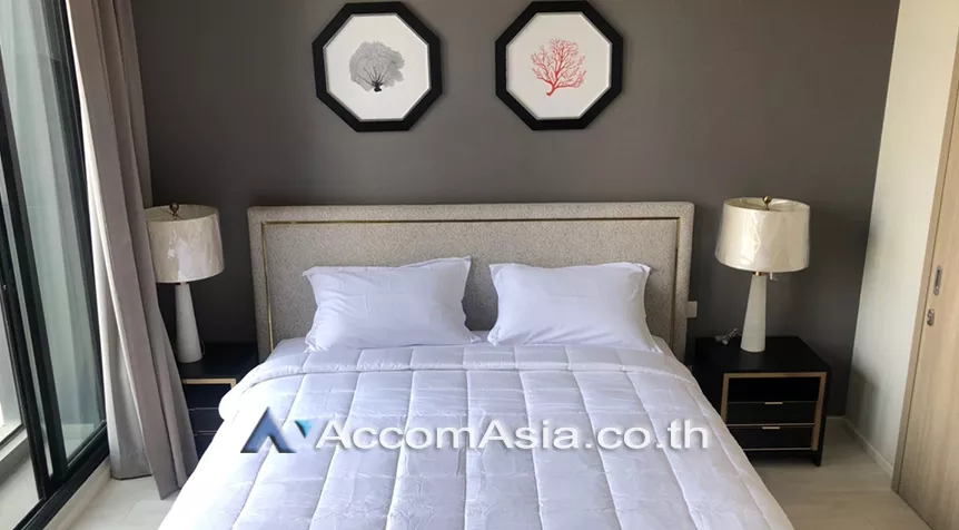  1 Bedroom  Condominium For Rent in Ploenchit, Bangkok  near BTS Ploenchit (AA26699)