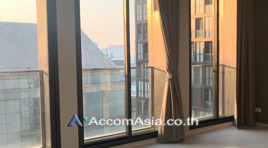  1 Bedroom  Condominium For Rent in Ploenchit, Bangkok  near BTS Ploenchit (AA26699)