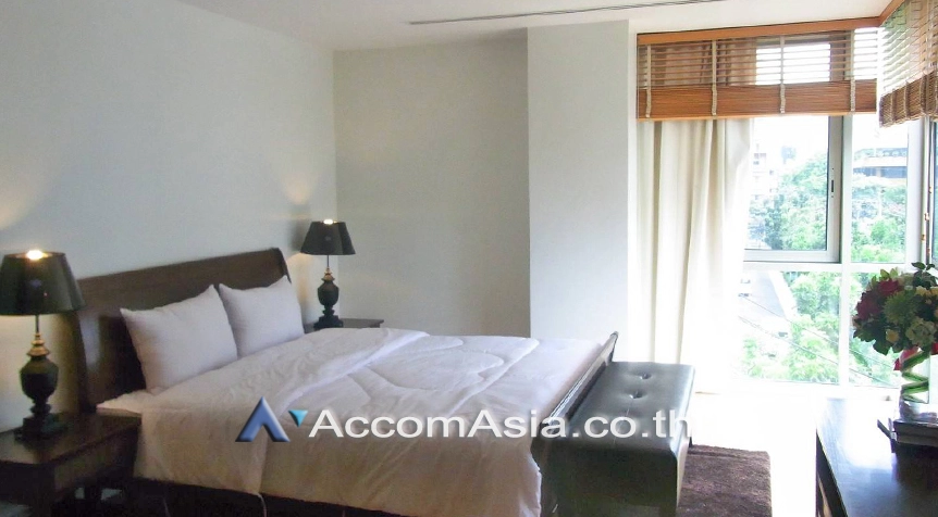 6  3 br Condominium For Rent in Silom ,Bangkok BTS Sala Daeng - MRT Silom at The Legend Saladaeng AA26739