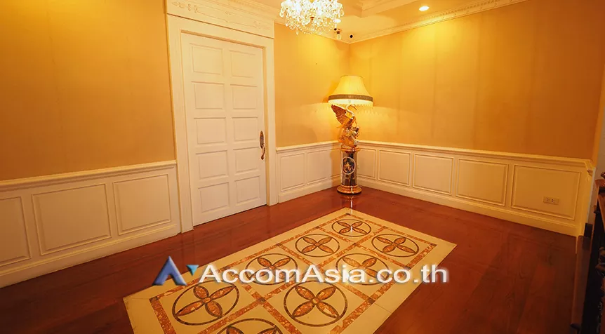 15  4 br House For Sale in Rama 3 ,Bangkok BTS Surasak - BRT Charoenrat at House  in Compound AA26745