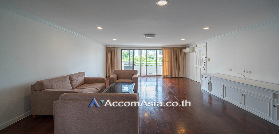 Big Balcony, Pet friendly |  3 Bedrooms  Condominium For Rent in Sukhumvit, Bangkok  near BTS Phrom Phong (AA26755)