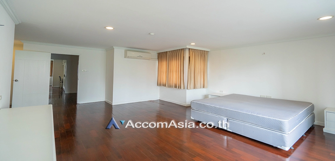 Big Balcony, Pet friendly |  3 Bedrooms  Condominium For Rent in Sukhumvit, Bangkok  near BTS Phrom Phong (AA26755)