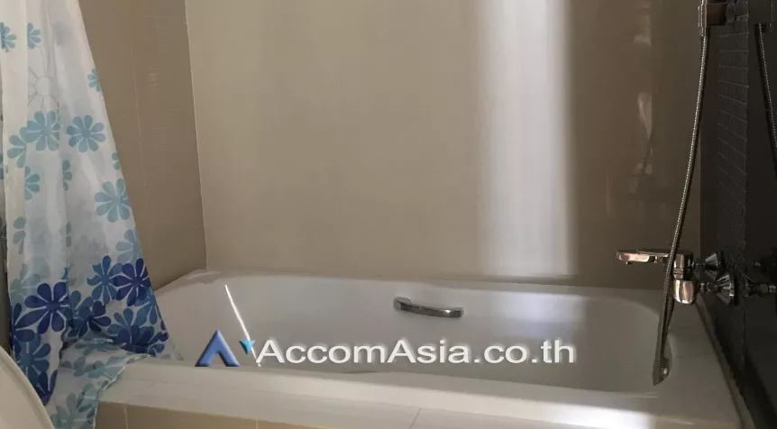 5  2 br Apartment For Rent in Sukhumvit ,Bangkok BTS Phrom Phong at The Triple Oaks Apartment AA26793