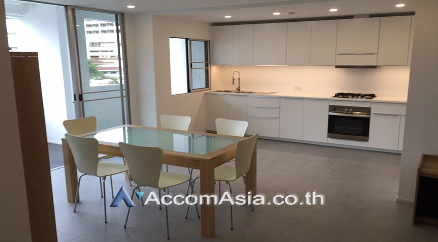  3 Bedrooms  Condominium For Rent & Sale in Sukhumvit, Bangkok  near BTS Phrom Phong (AA26795)