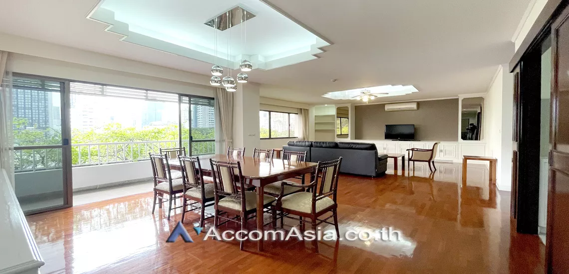 Pet friendly |  3 Bedrooms  Apartment For Rent in Sukhumvit, Bangkok  near BTS Phrom Phong (AA26796)