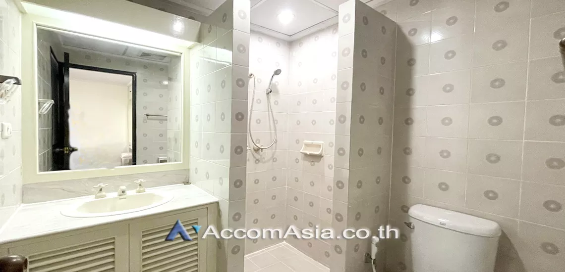 7  3 br Apartment For Rent in Sukhumvit ,Bangkok BTS Phrom Phong at Greenery garden and privacy AA26796