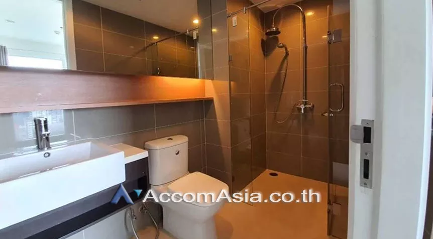  1 Bedroom  Condominium For Rent & Sale in Sukhumvit, Bangkok  near BTS Asok - MRT Sukhumvit (AA26828)