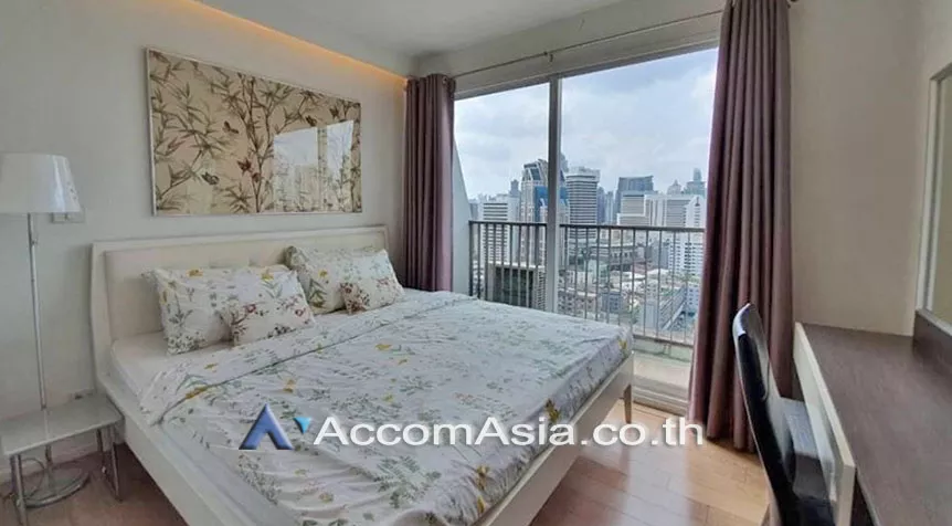  1 Bedroom  Condominium For Rent & Sale in Sukhumvit, Bangkok  near BTS Asok - MRT Sukhumvit (AA26828)