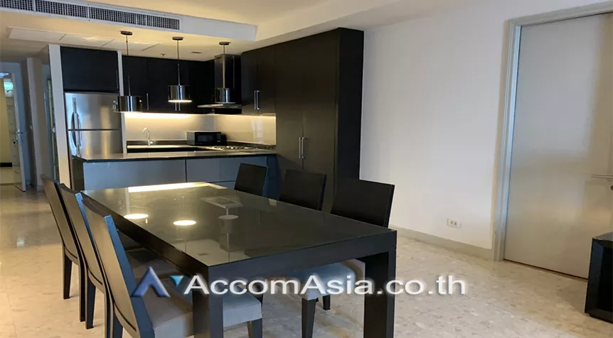  3 Bedrooms  Condominium For Rent in Sukhumvit, Bangkok  near BTS Ekkamai (AA26832)