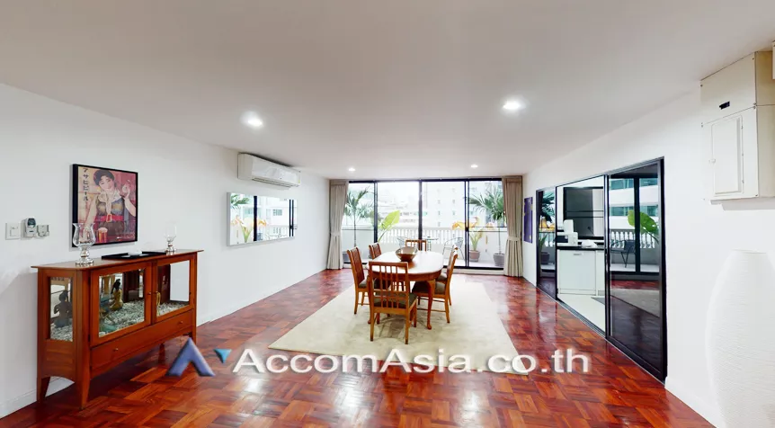  3 Bedrooms  Condominium For Rent in Sukhumvit, Bangkok  near BTS Asok - MRT Sukhumvit (AA26835)