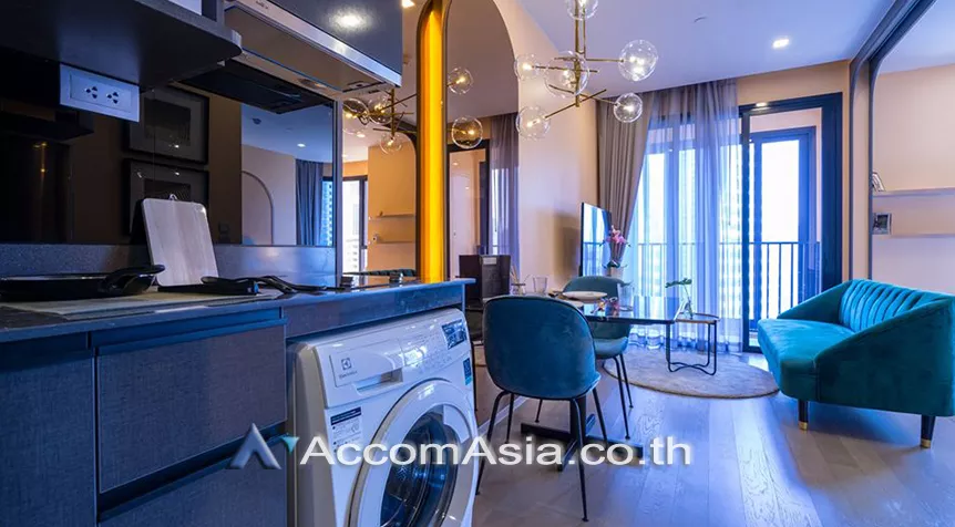  1 Bedroom  Condominium For Rent & Sale in Sukhumvit, Bangkok  near BTS Asok - MRT Sukhumvit (AA26842)