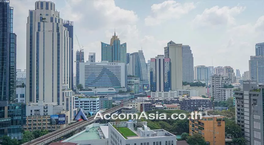  2 Bedrooms  Condominium For Rent in Sukhumvit, Bangkok  near BTS Nana (AA26860)