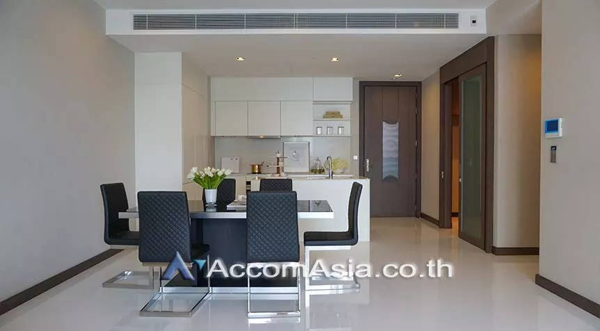  3 Bedrooms  Condominium For Rent in Sukhumvit, Bangkok  near BTS Nana (AA26864)