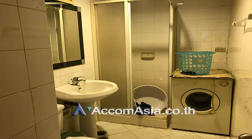  1  2 br Condominium For Sale in Sukhumvit ,Bangkok BTS Nana at Liberty Park 2 AA26870