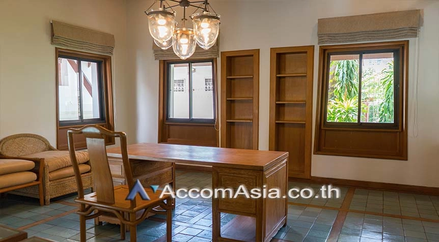 12  3 br House For Rent in Sukhumvit ,Bangkok BTS Phrom Phong at Thai House Style AA26910