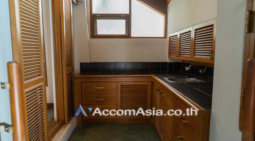 13  3 br House For Rent in Sukhumvit ,Bangkok BTS Phrom Phong at Thai House Style AA26910