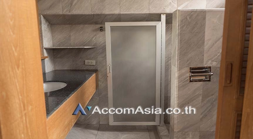 19  3 br House For Rent in Sukhumvit ,Bangkok BTS Phrom Phong at Thai House Style AA26910