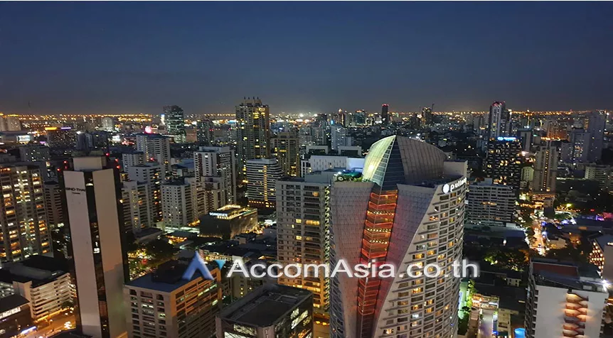  1 Bedroom  Condominium For Rent in Sukhumvit, Bangkok  near BTS Asok - MRT Sukhumvit (AA26935)