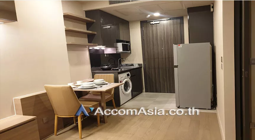  1 Bedroom  Condominium For Rent in Sukhumvit, Bangkok  near BTS Asok - MRT Sukhumvit (AA26935)