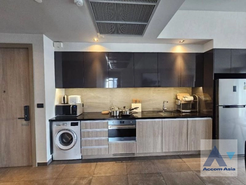 11  2 br Condominium For Rent in Sukhumvit ,Bangkok MRT Phetchaburi at The Lofts Asoke AA26950