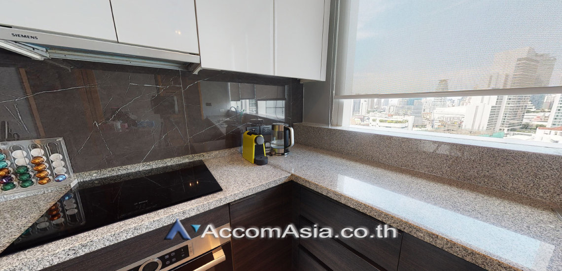  2 Bedrooms  Condominium For Sale in Sukhumvit, Bangkok  near BTS Asok - MRT Sukhumvit (AA26964)