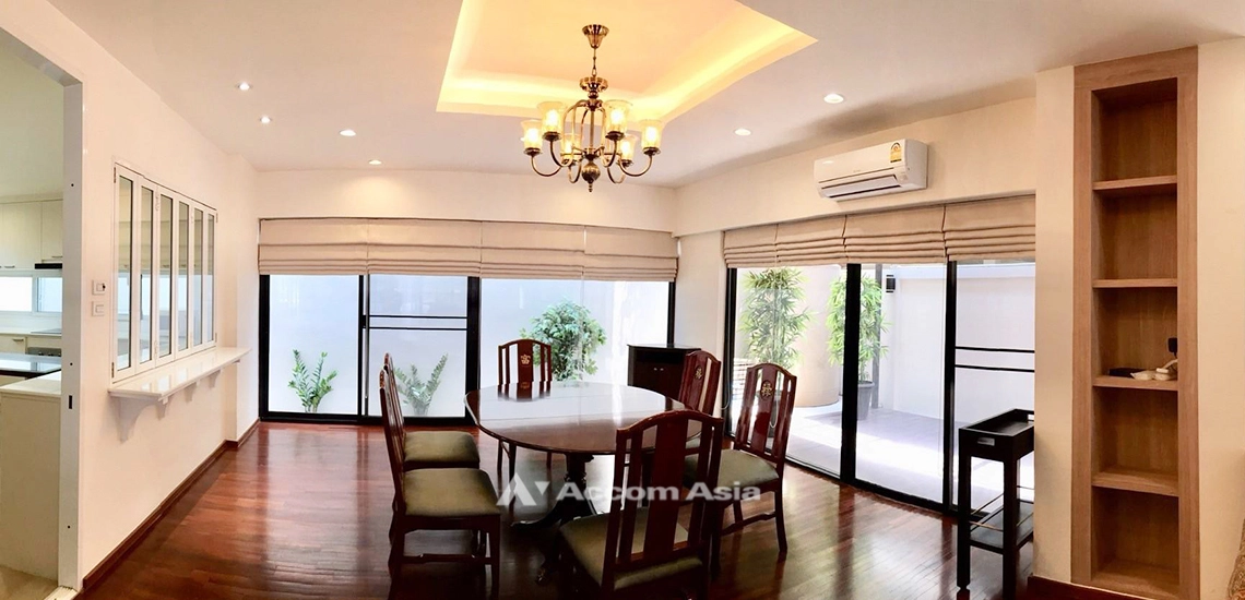 8  3 br House For Rent in Sukhumvit ,Bangkok BTS Thong Lo AA26983