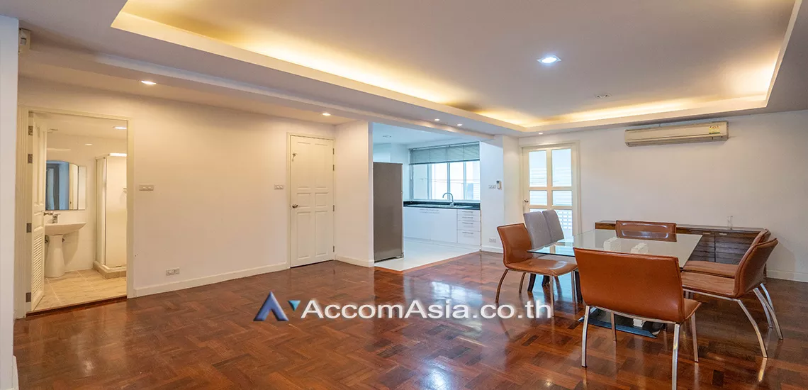  3 Bedrooms  Condominium For Rent in Sukhumvit, Bangkok  near BTS Phrom Phong (AA27006)