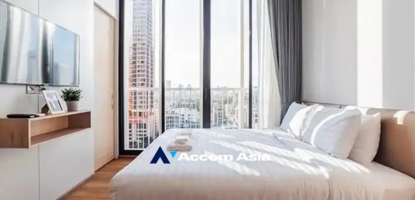  1 Bedroom  Condominium For Sale in Sukhumvit, Bangkok  near BTS Phrom Phong (AA27025)