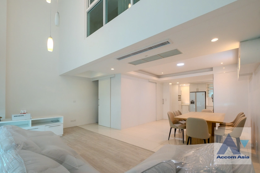 10  3 br Townhouse For Rent in Sukhumvit ,Bangkok BTS Ekkamai at The Parklane 12 AA27125