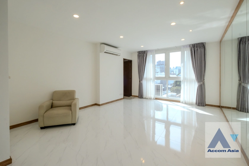 20  3 br Townhouse For Rent in Sukhumvit ,Bangkok BTS Ekkamai at The Parklane 12 AA27125