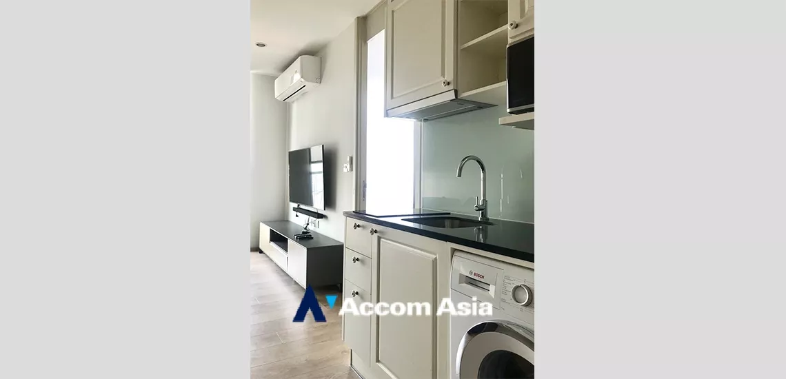  1 Bedroom  Condominium For Rent & Sale in Sukhumvit, Bangkok  near BTS Asok - MRT Sukhumvit (AA27132)