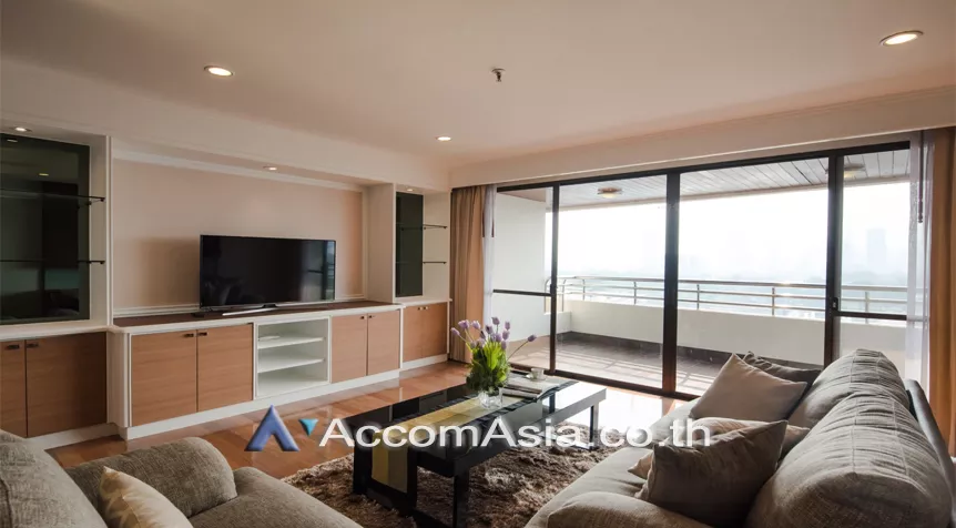 Big Balcony |  3 Bedrooms  Apartment For Rent in Sukhumvit, Bangkok  near BTS Asok - MRT Sukhumvit (AA27136)