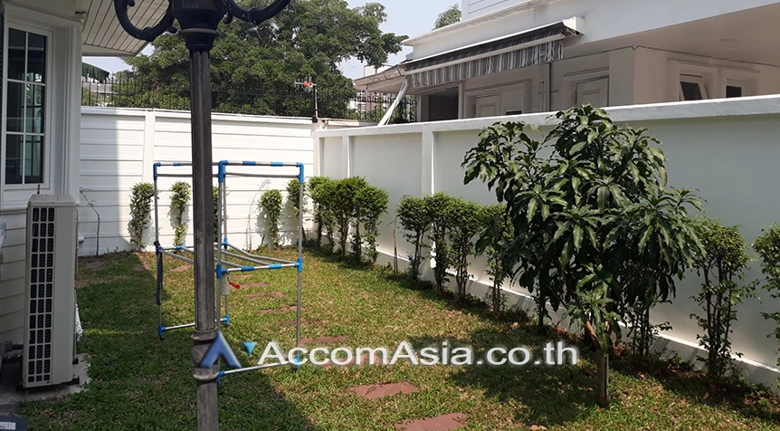  1  3 br House For Rent in Bangna ,Bangkok BTS Bearing at Fantasia Villa 3  AA27155