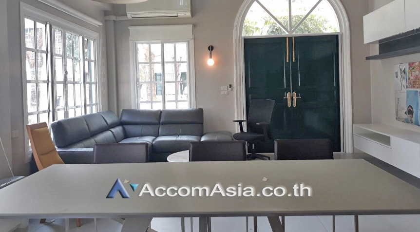  1  3 br House For Rent in Bangna ,Bangkok BTS Bearing at Fantasia Villa 3  AA27155