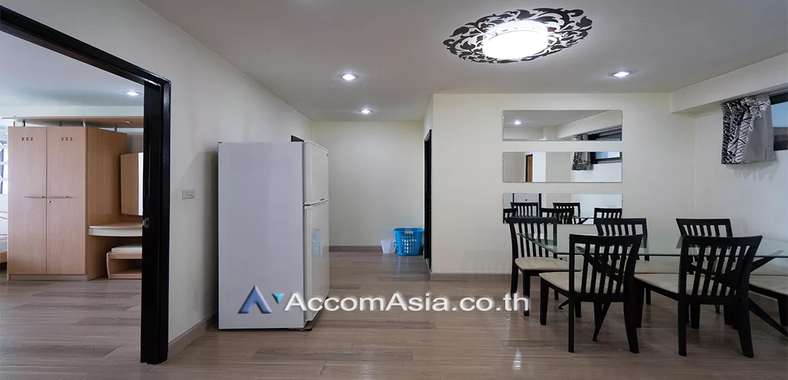  3 Bedrooms  Condominium For Rent in Sukhumvit, Bangkok  near BTS Phrom Phong (AA27163)