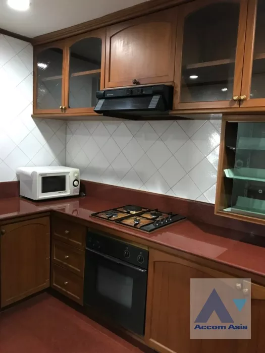  2 Bedrooms  Condominium For Rent in Sukhumvit, Bangkok  near BTS Phrom Phong (AA27166)