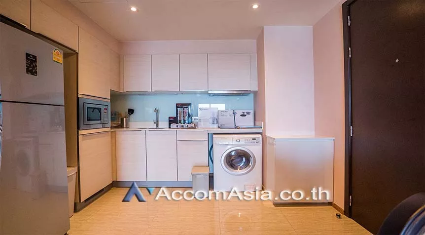  2 Bedrooms  Condominium For Rent in Sukhumvit, Bangkok  near BTS Thong Lo (AA27177)
