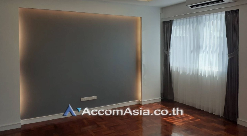  3 Bedrooms  Condominium For Rent & Sale in Sukhumvit, Bangkok  near BTS Phrom Phong (AA27180)