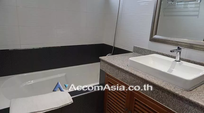 9  4 br Apartment For Rent in Sukhumvit ,Bangkok BTS Thong Lo at Boutique Apartment AA27191