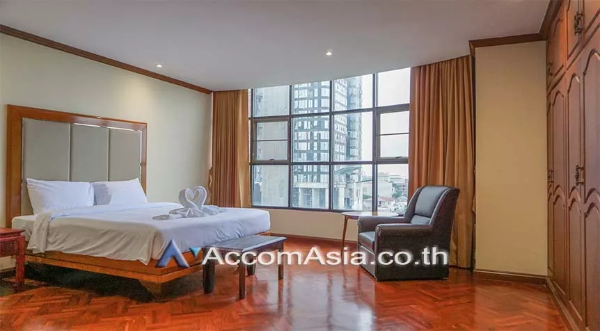 10  4 br Apartment For Rent in Sukhumvit ,Bangkok BTS Thong Lo at Boutique Apartment AA27191