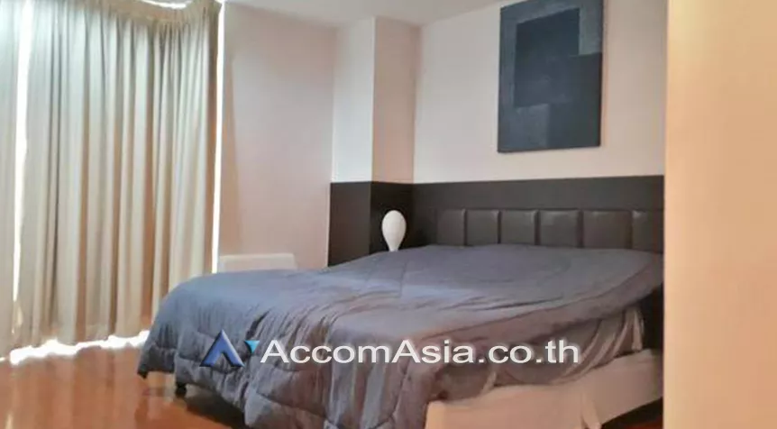  2 Bedrooms  Condominium For Rent in Sukhumvit, Bangkok  near BTS Nana (AA27241)