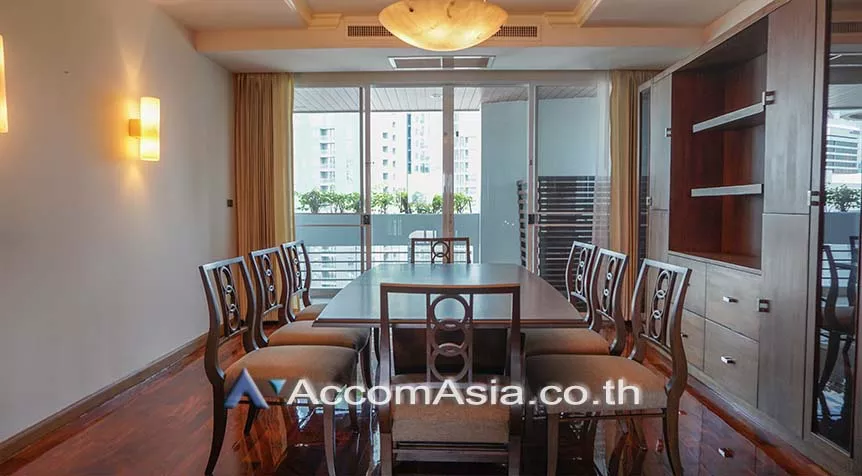 Big Balcony, Pet friendly |  3 Bedrooms  Apartment For Rent in Sukhumvit, Bangkok  near BTS Nana (AA27247)