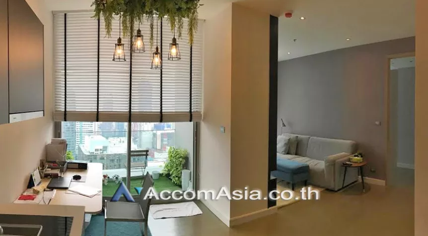 Magnolias Ratchadamri Boulevard Condominium  1 Bedroom for Sale BTS Ratchadamri in Ploenchit Bangkok