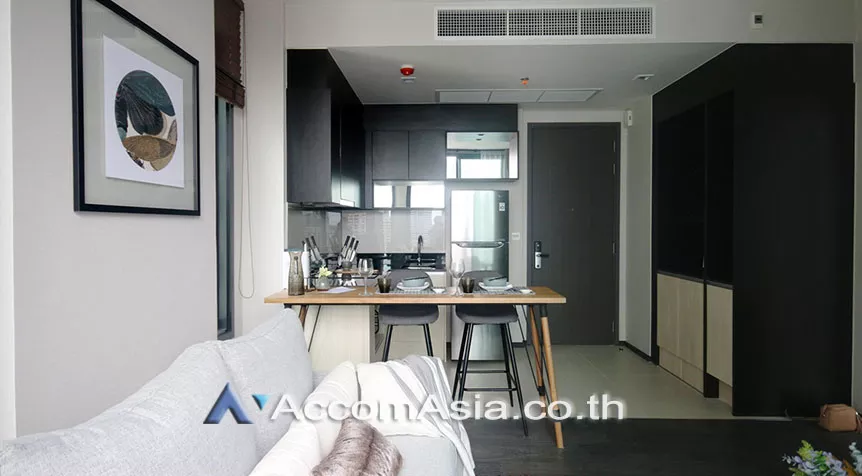  1 Bedroom  Condominium For Rent in Sukhumvit, Bangkok  near BTS Asok - MRT Sukhumvit (AA27275)