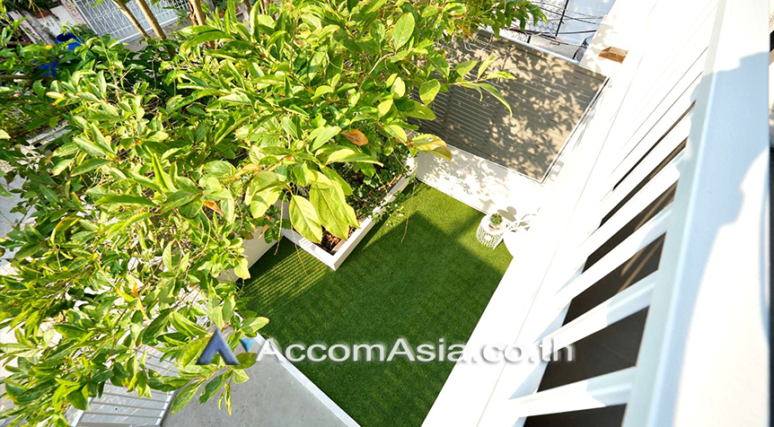 23  3 br House for rent and sale in Sukhumvit ,Bangkok BTS Phra khanong at Moo Baan Klongtan Nivet AA27316