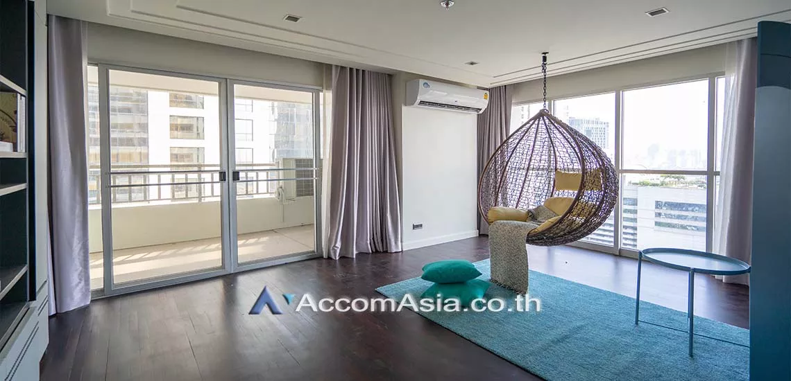  3 Bedrooms  Condominium For Rent in Sathorn, Bangkok  near BTS Sala Daeng - MRT Lumphini (AA27323)