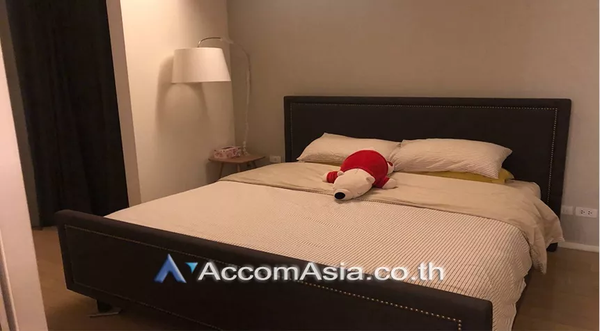  1 Bedroom  Condominium For Rent in Sukhumvit, Bangkok  near BTS Ekkamai (AA27325)