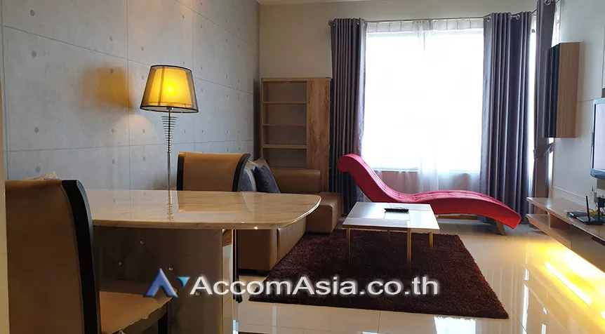  1 Bedroom  Condominium For Rent in Sukhumvit, Bangkok  near BTS Phrom Phong (AA27367)