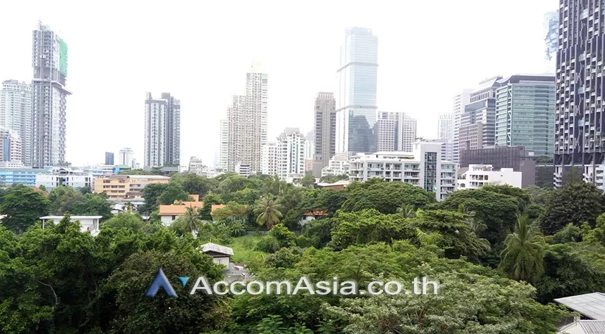  1 Bedroom  Condominium For Rent in Sathorn, Bangkok  near BTS Chong Nonsi - MRT Lumphini (AA27386)