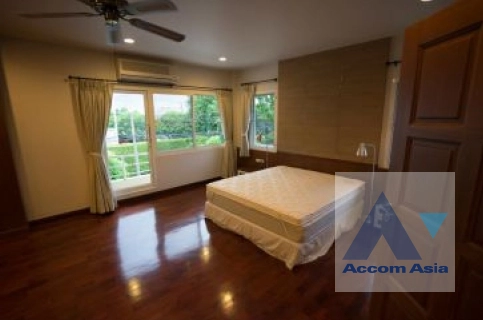 13  5 br House For Rent in Pattanakarn ,Bangkok BTS On Nut at Panya Pattanakarn Village AA27405